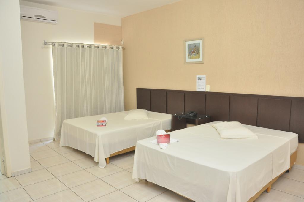 Hotel Maestro Express Toledo توليدو المظهر الخارجي الصورة