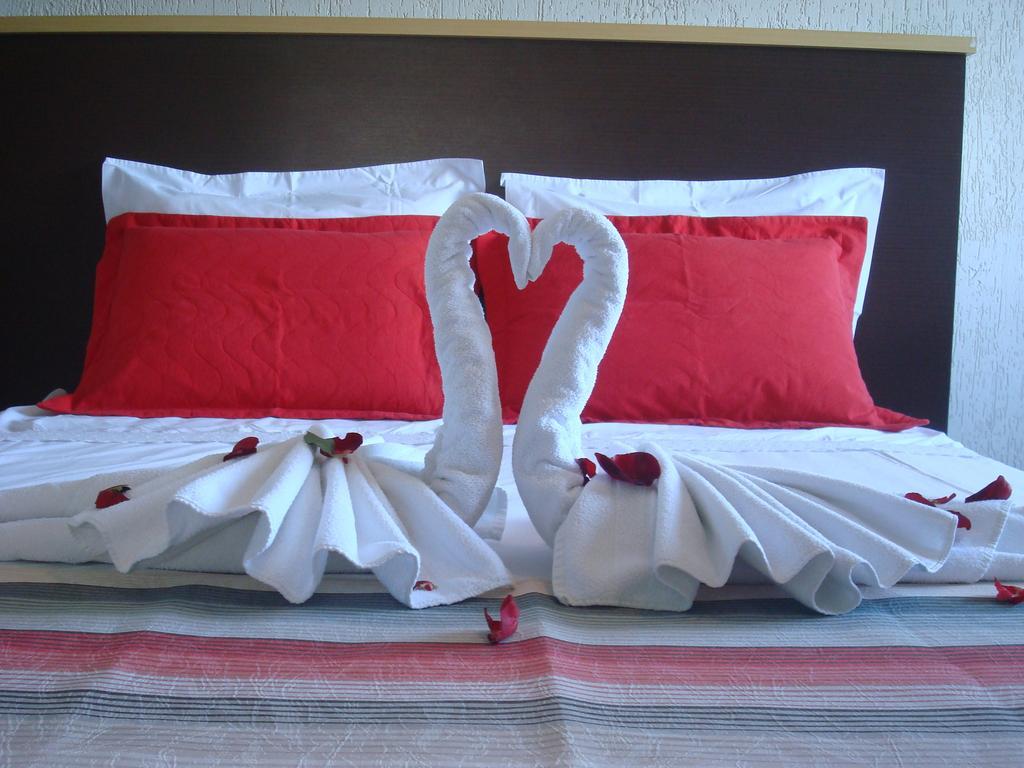 Hotel Maestro Express Toledo توليدو المظهر الخارجي الصورة
